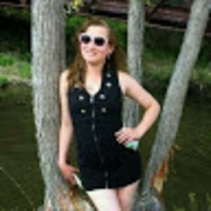 Meet your Posher, Lorena